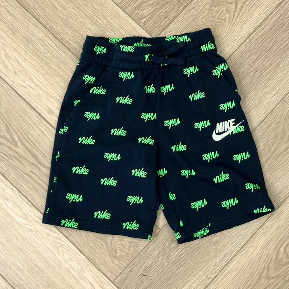 Nike Club all over logo print shorts- Medium